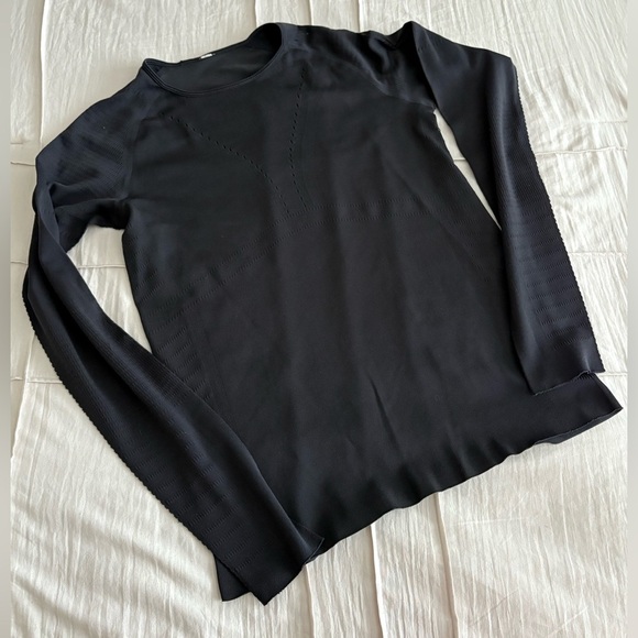 Lululemon Swiftly Tech Long Sleeve 2.0 – Black Size 8 - Picture 2 of 4
